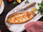 Pide Tomato & Mozzarella - Image 2